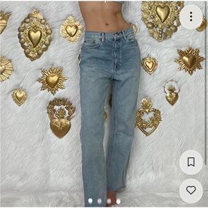 RE/DONE Stove Pipe Crop Jean